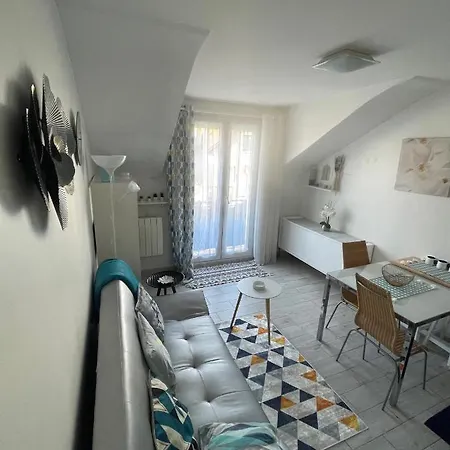 Cozy Bords De Marne Apartman *